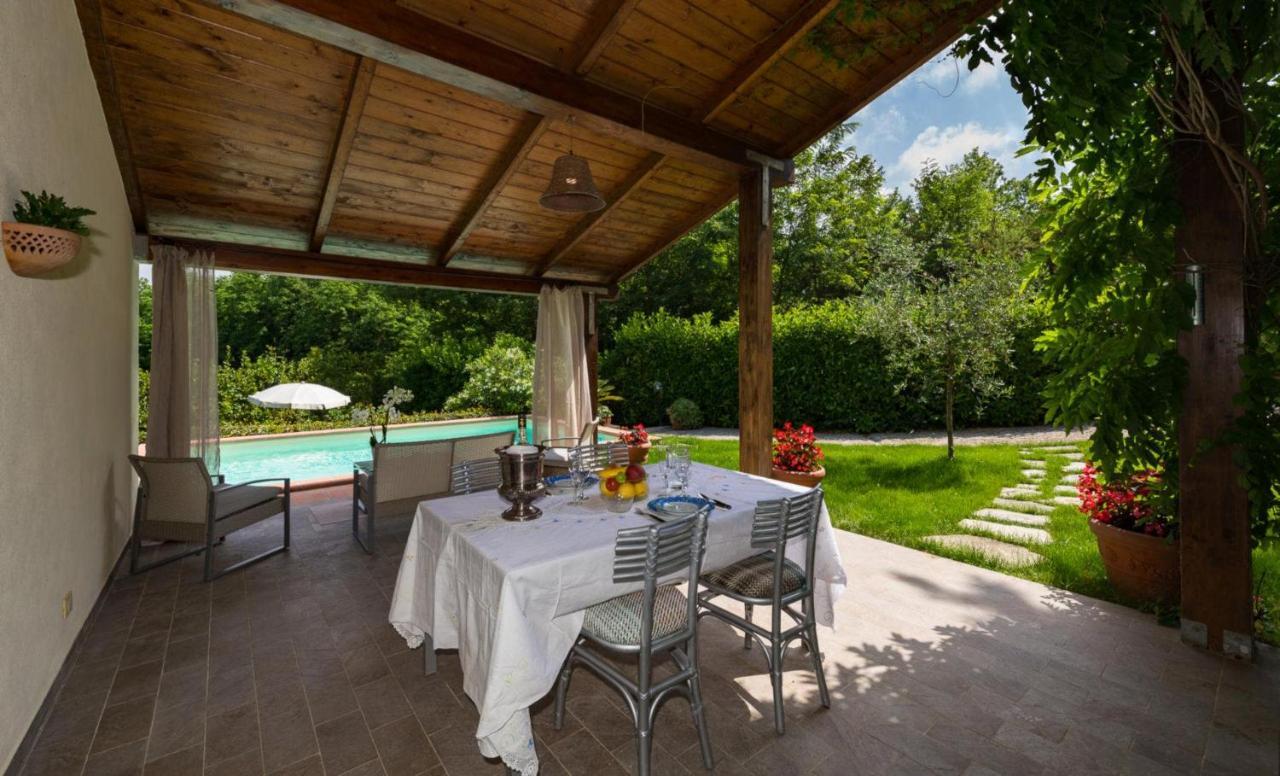 Villa Con Piscina Esclusiva Nel Verde Lucca Exterior photo